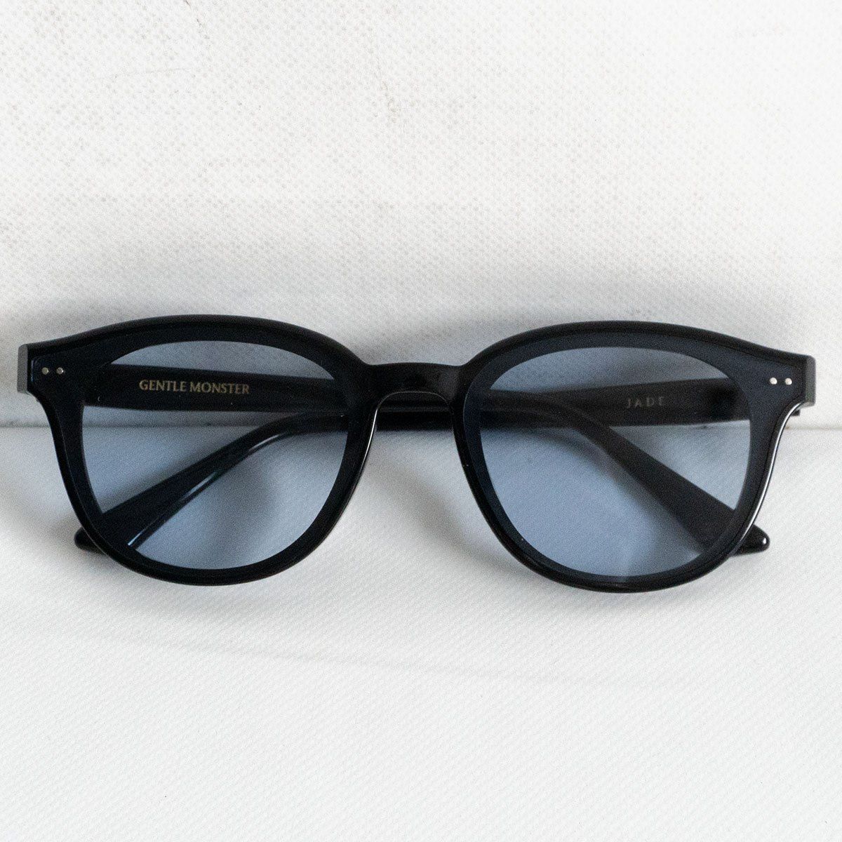 GENTLE MONSTERジェントルモンスター サングラスJade 01BR Gentle Monster Jade 01（BR） サングラス | ブラック | FARFETCH JP