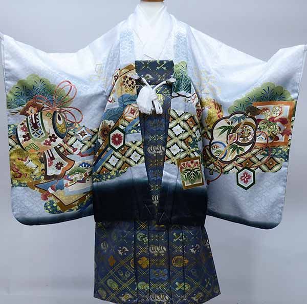 美品七五三五歳‼️白地豪華絢爛着物 男の子 袴 完全️フルセット‼️お家から揃えるなし 七五三 着物 男の子 5歳 羽織袴セット「白色 波に帆船」フル