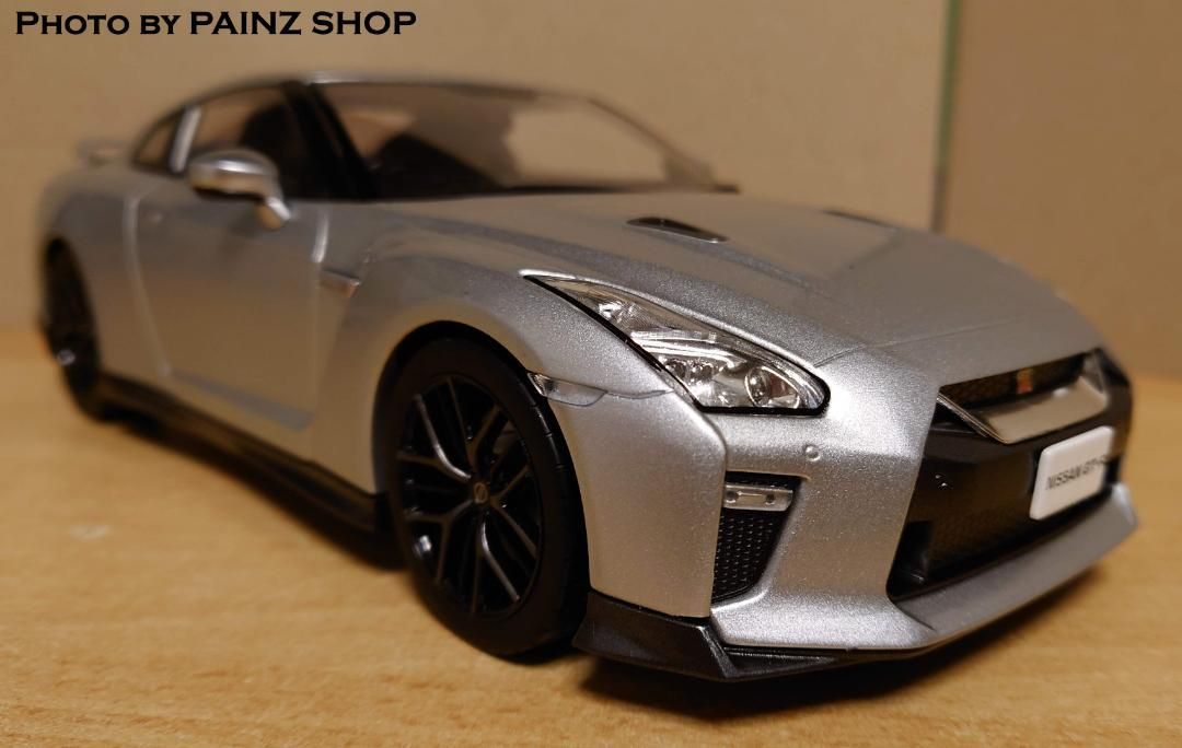 1/18 日産GT-Rシルバー2017 NISSAN GT-R ダイキャスト製 - メルカリ