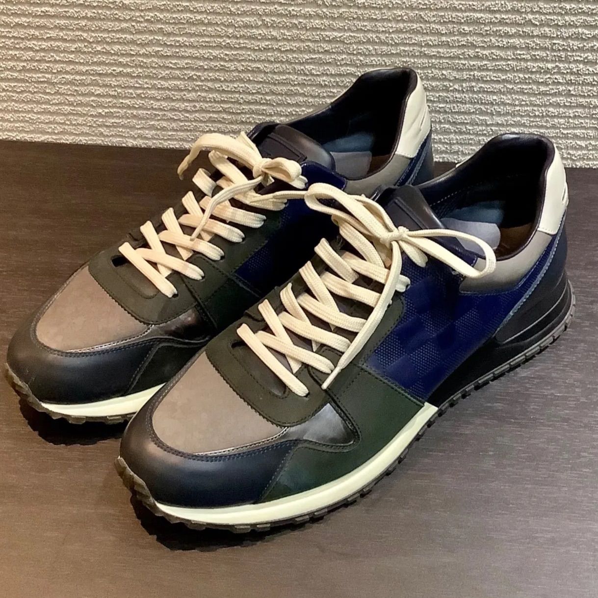 ルイヴィトン LOUISVUITTON ランアウェイライン ダミエ