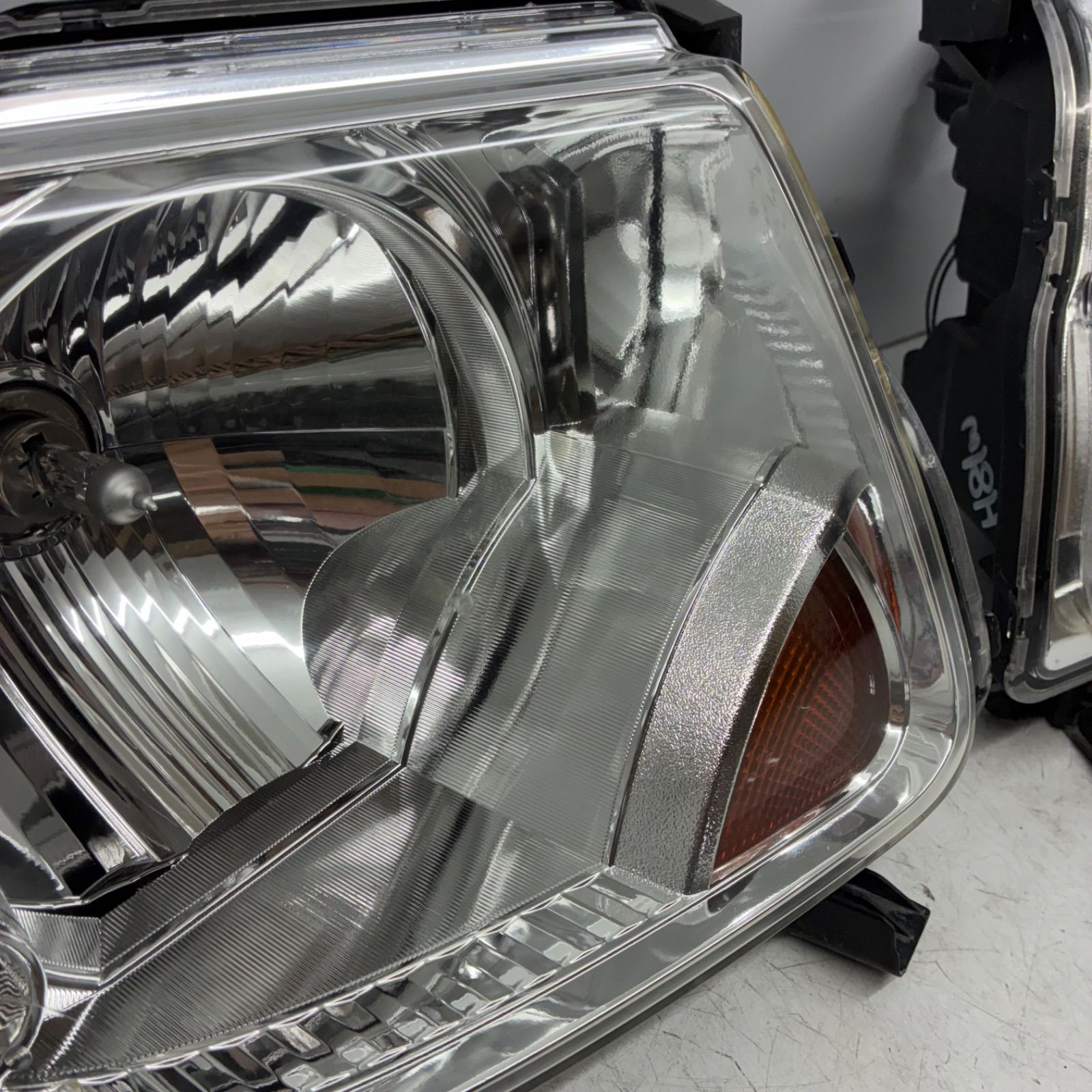 コーティング済 三菱 H81W H82W EK クラッシィ ワゴン ヘッドライト ランプ レンズ 左右セット LR ハロゲン STANLEY P3728 P71517 FFCRYSTALESIA_COM