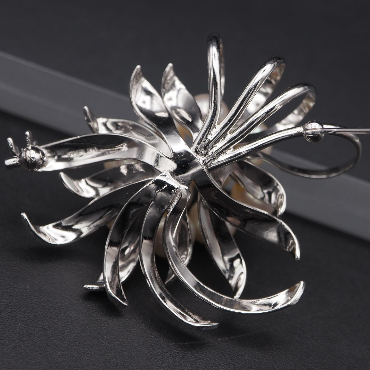 デザイン シルバー