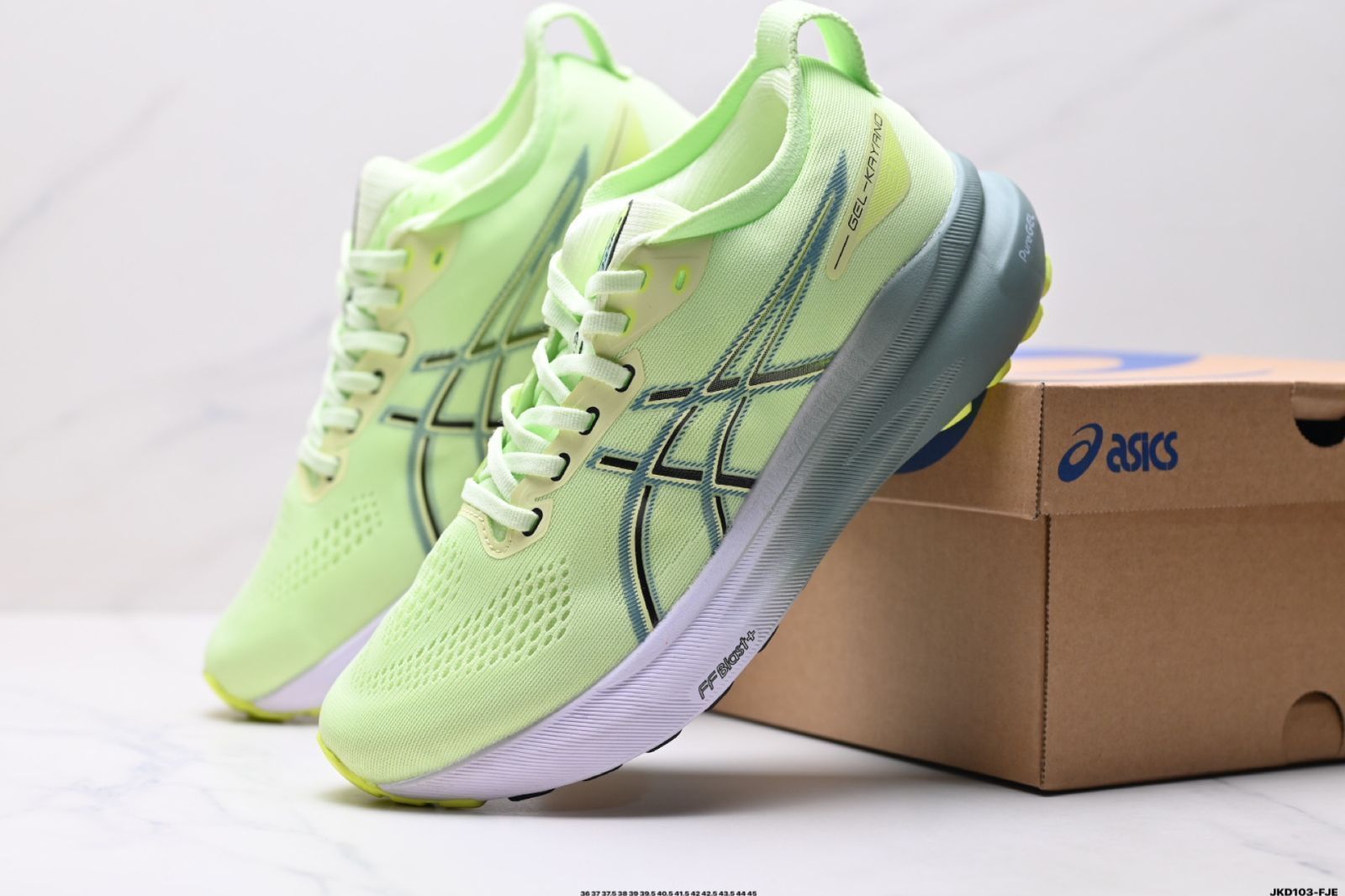 ASICS GEL-KAYANO 31 PLATINUM（アシックス ゲル - カヤノ 31