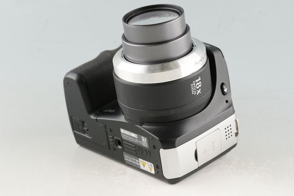FinePix S8000fd