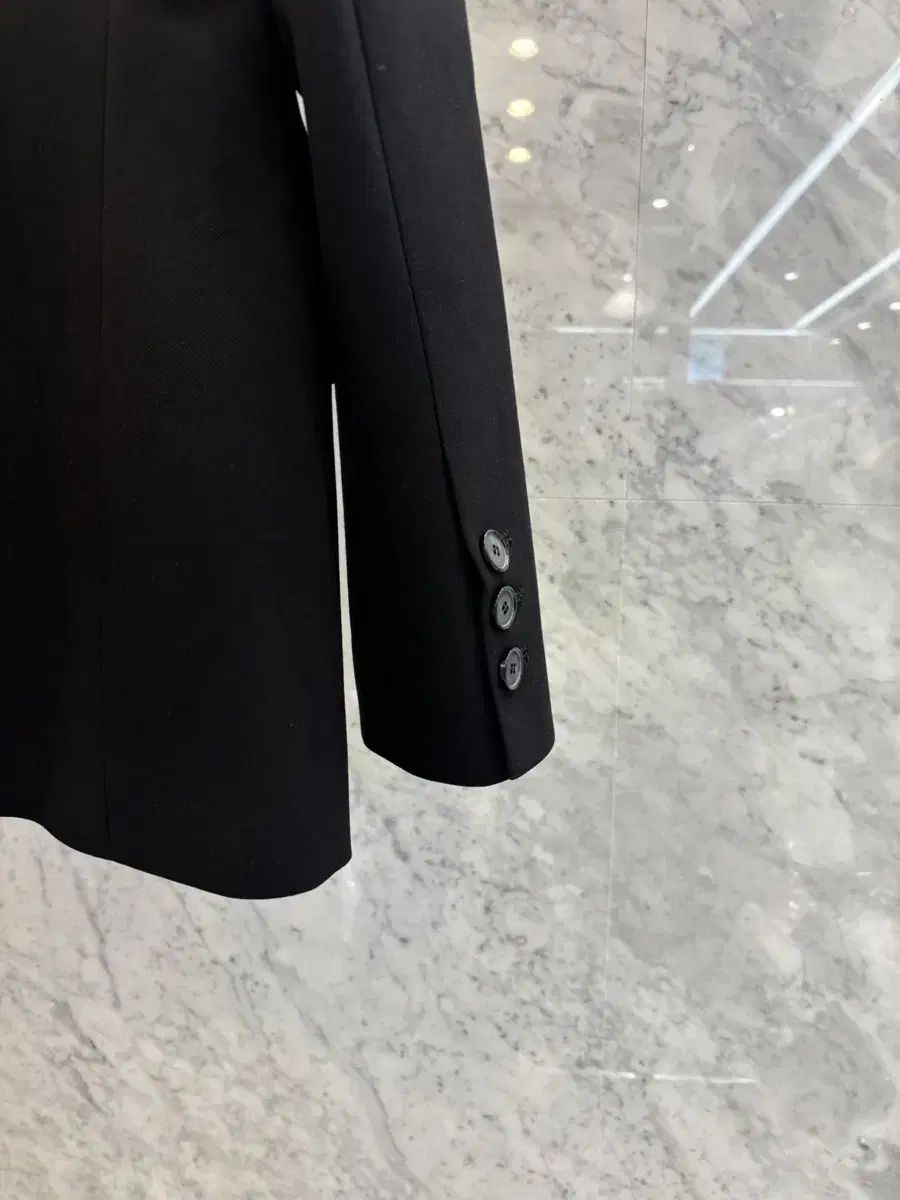 w ダブルボタン