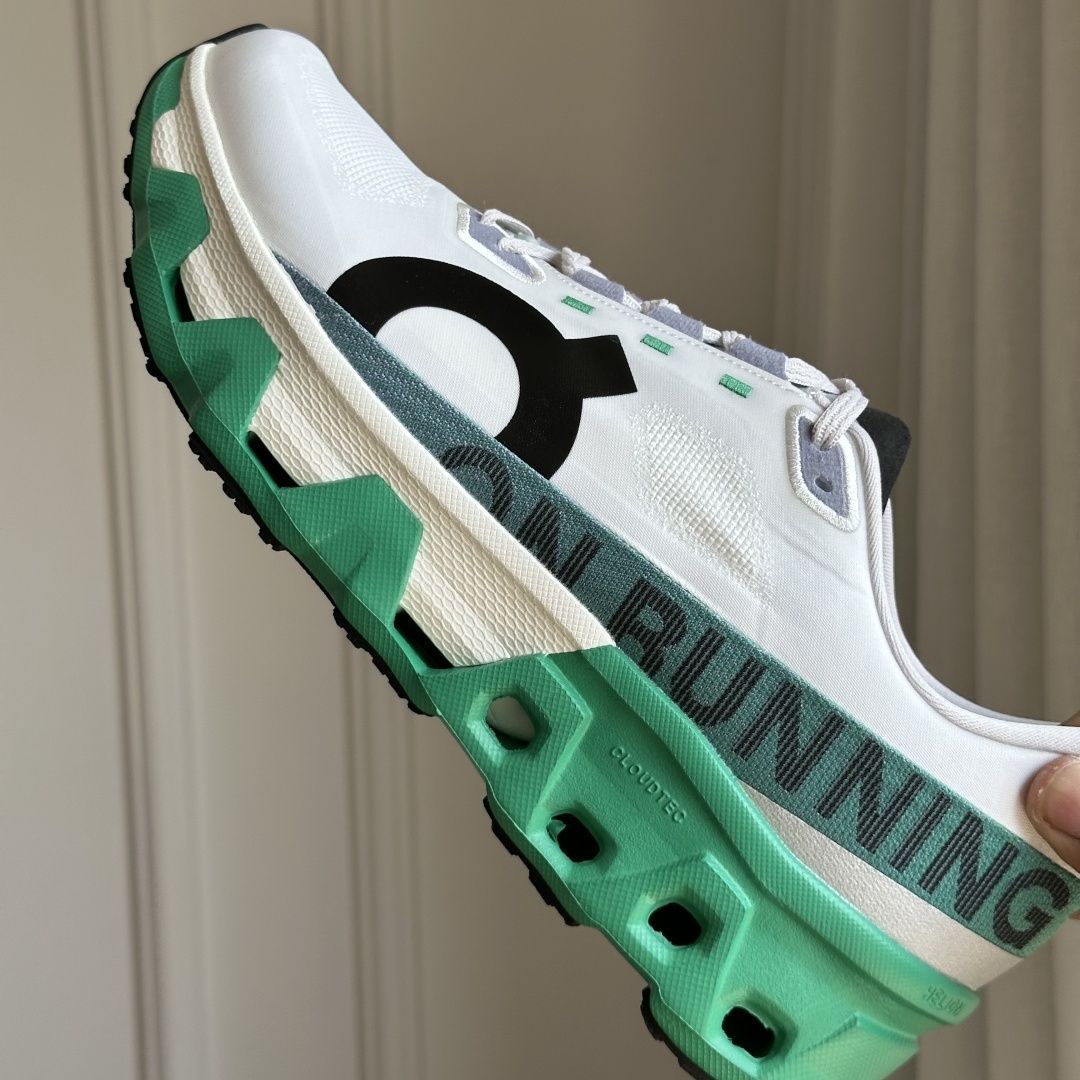On Cloudstratus ランニングシューズ グリーン On Cloudstratus ランニングシューズ グリーン