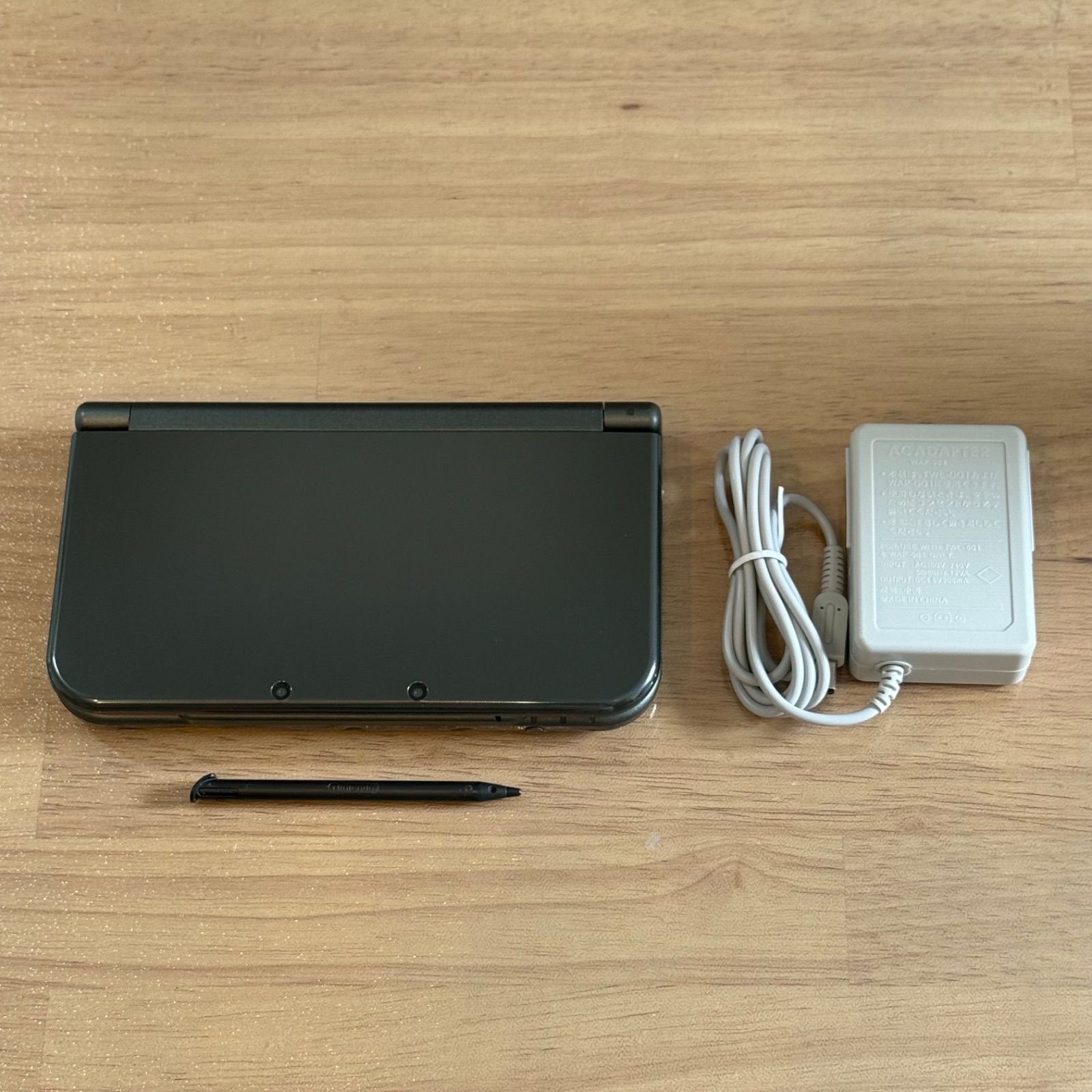9-045 Newニンテンドー3DS LL メタリックブラック 上IPS