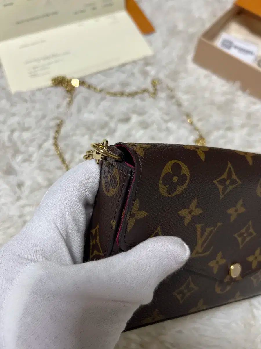 ルイヴィトン ポシェット