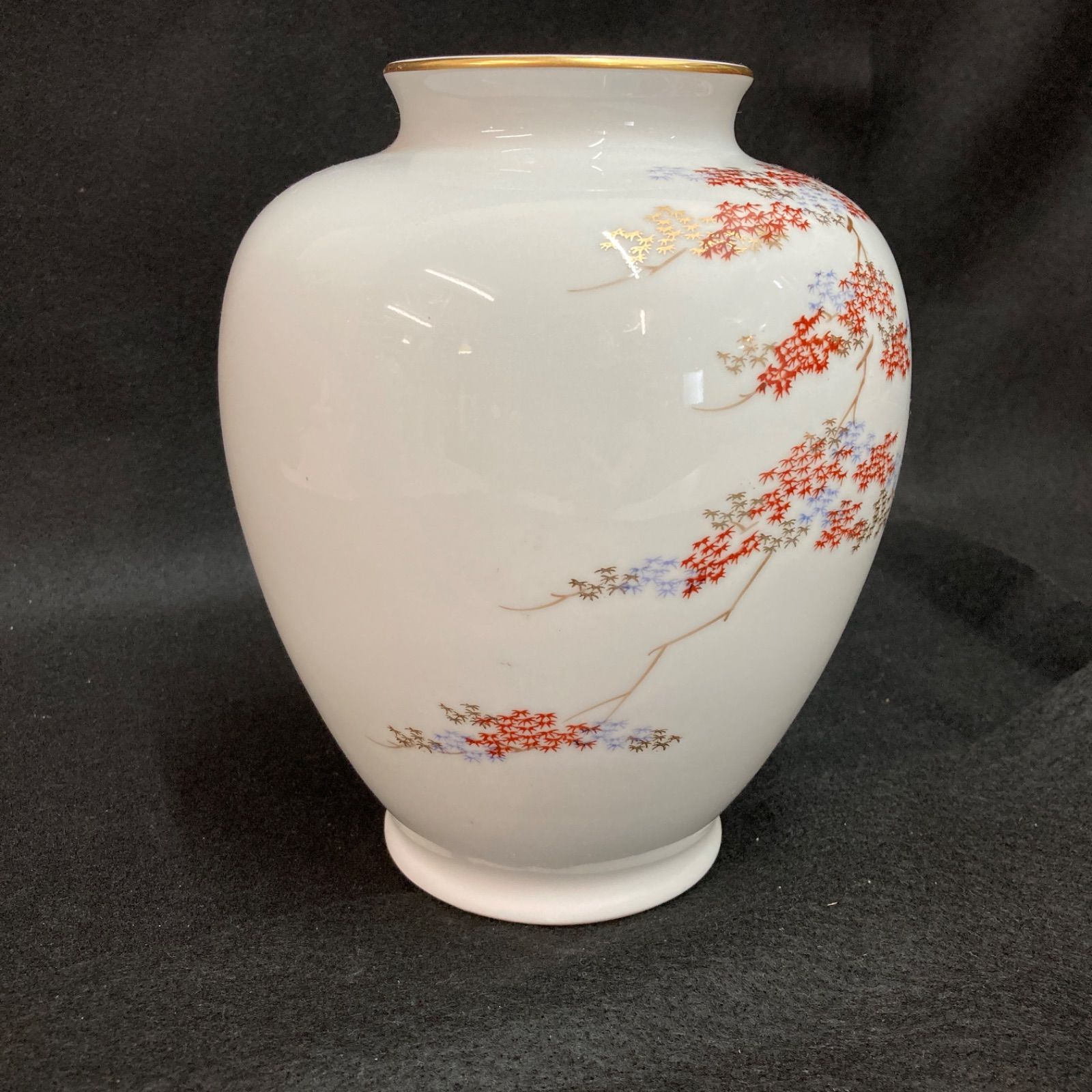 深川製磁 花瓶 一輪挿し 中古 FUKAGAWA深川製磁 菊絵 鶴首9号花生 一輪挿し 4960-154