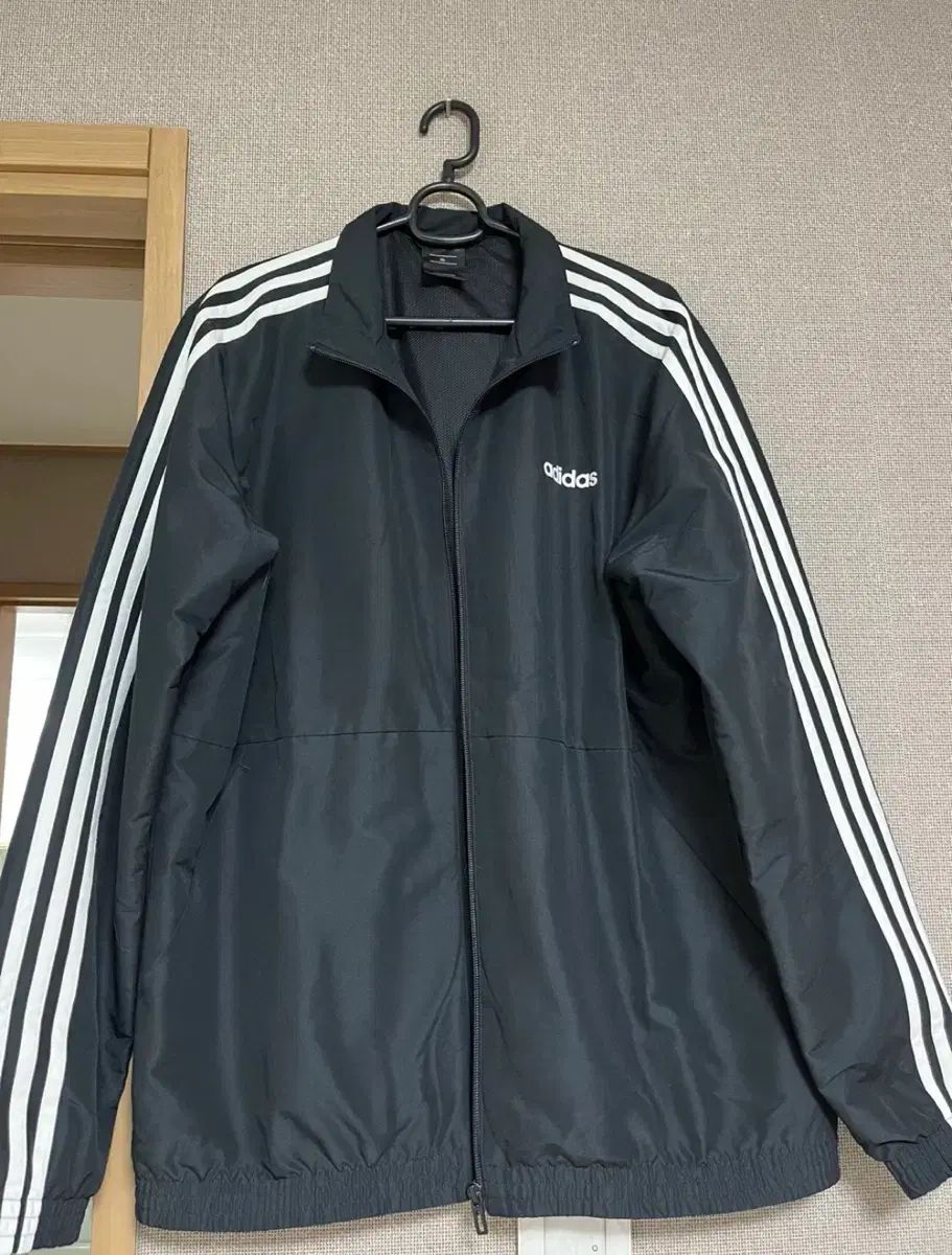 adidas(アディダス) ウインドブレーカー トラック ジャケット ( XL ）