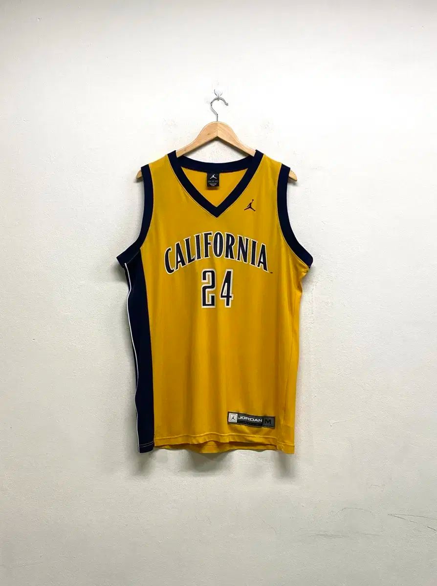 NIKE ナイキ ジョーダン カリフォルニア バスケットボールジャージ free