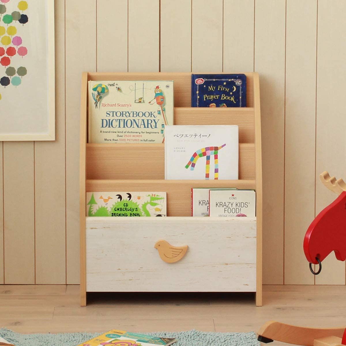 在庫 鳥のオーナメント かわいい リビングに置ける北欧テイスト ナチュラルブラウン 木製 幅56.3 収納 高さ69.6 子供 ラック 奥行26.5cm 絵本棚 LAK-7055BSA 表紙が見える ランドキッズ 白井産業