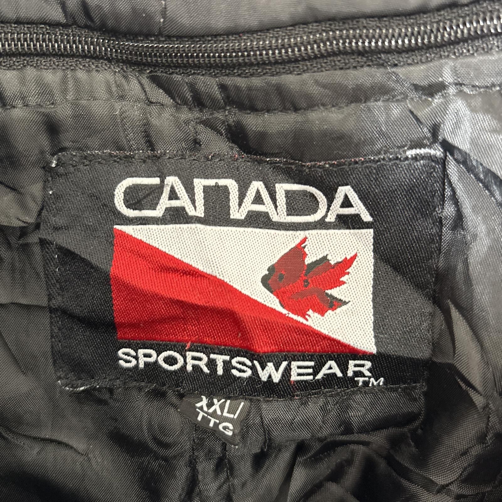 カナダスポーツウェア
