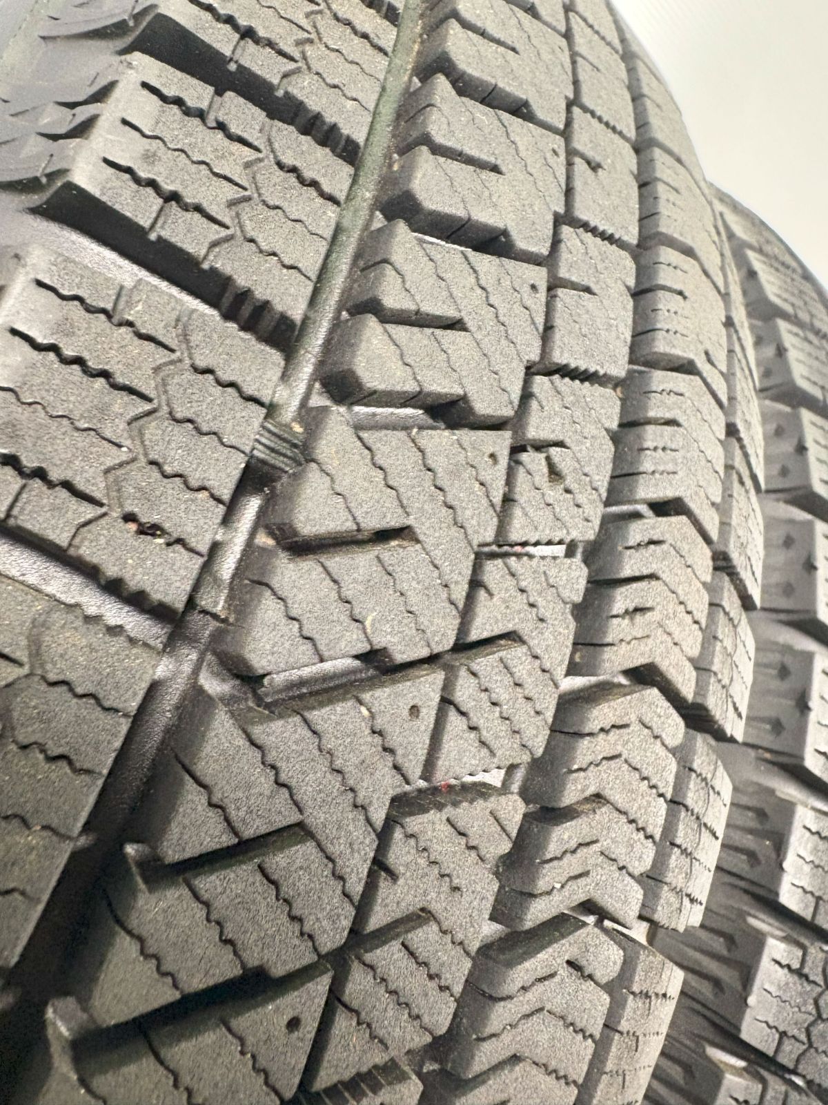 スタッドレスレスタイヤとホイール4本セット155/65R13 スタッドレス