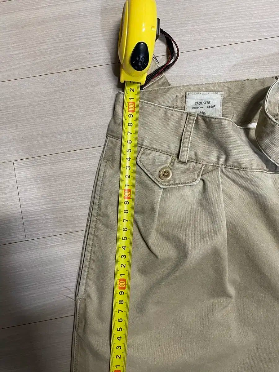 グルカ パンツ