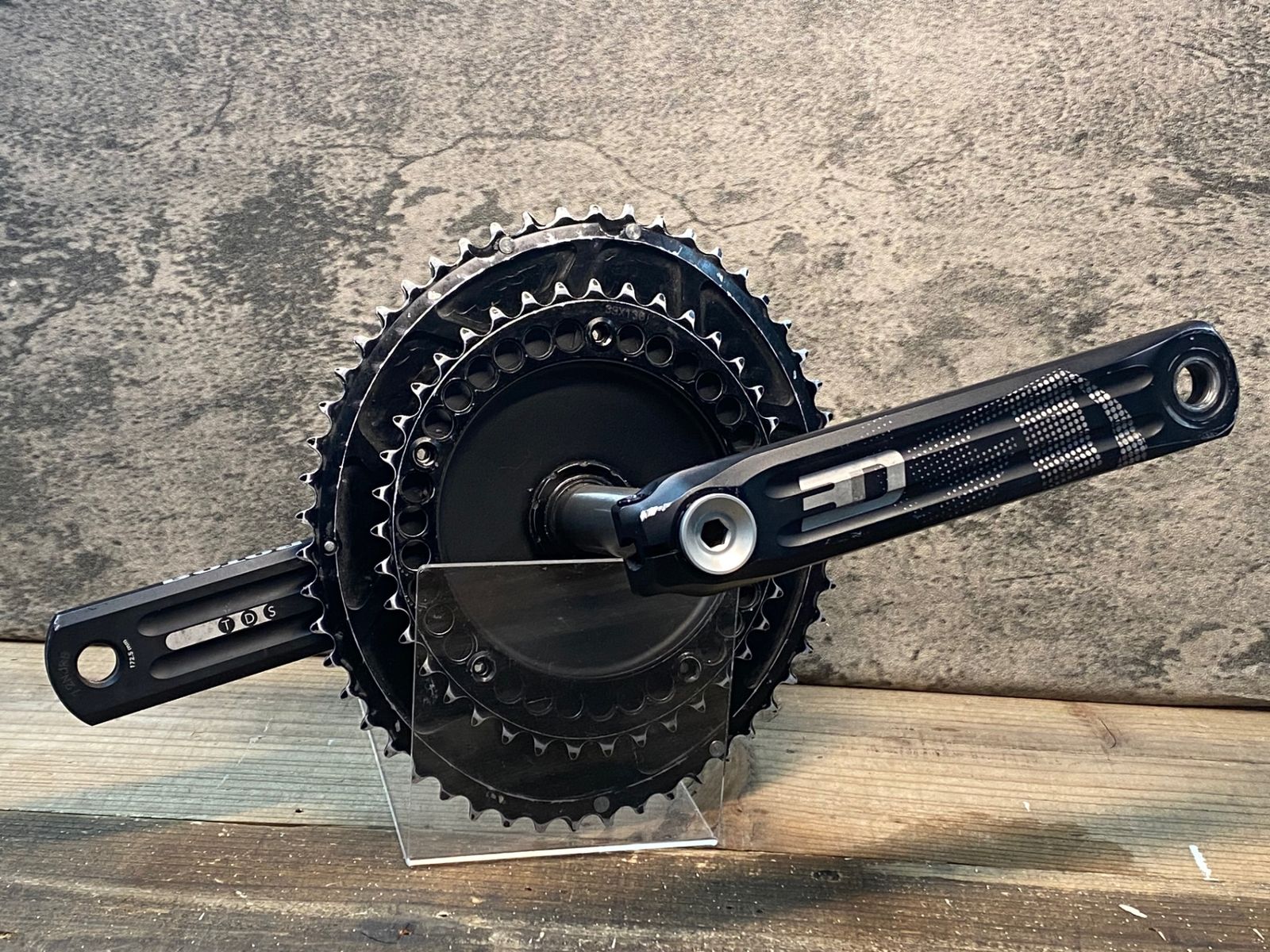 IQ647 ローター ROTOR エアロ 3D AERO クランクセット 172.5mm Q-RINGS 
