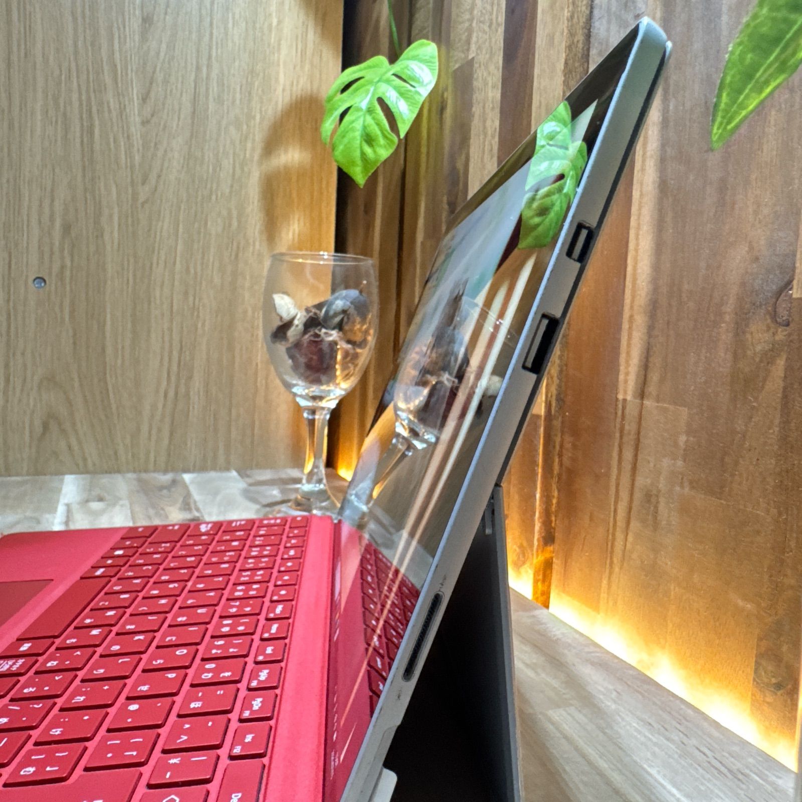 準美品‼️Surface Pro5☘2in1☘プラチナ☘大人気☘ノートパソコン マイクロソフト(Microsoft) Surface Pro(第11世代)5G対応 LCD 13