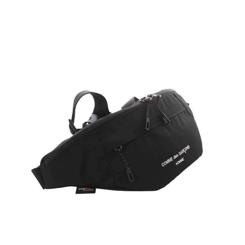 COMME des GARÇONS HOMME ナイロンボディバック COMME des GARCONS HOMME（コム デ ギャルソン・オム）の