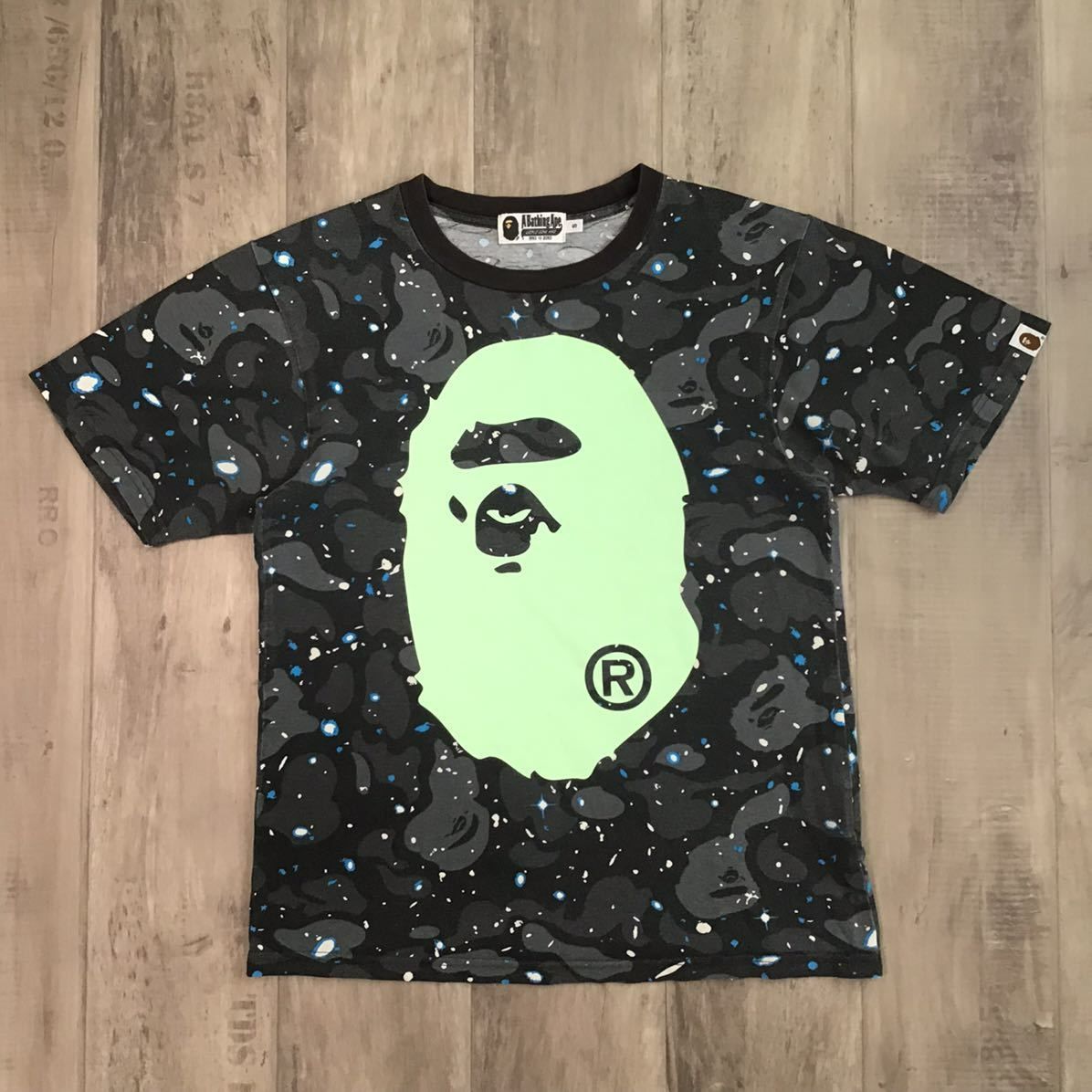 APE HEAD BAPE ベイプ エイプ　蓄光Tシャツ　XLメンズ APE HEAD BAPE ベイプ エイプ 蓄光Tシャツ XLメンズ
