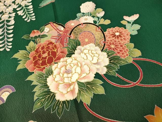 平和屋着物○豪華振袖 駒刺繍 几帳花蝶文 暈し染め 金彩