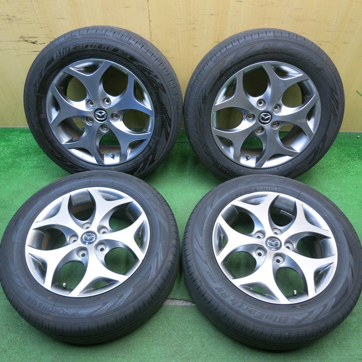 バリ溝 24年 9.5分 マツダ ビアンテ 純正 205|60R16 ヨコハマ BluEarth-RV RV03 16インチ PCD114.3|5H 5050506HAノ