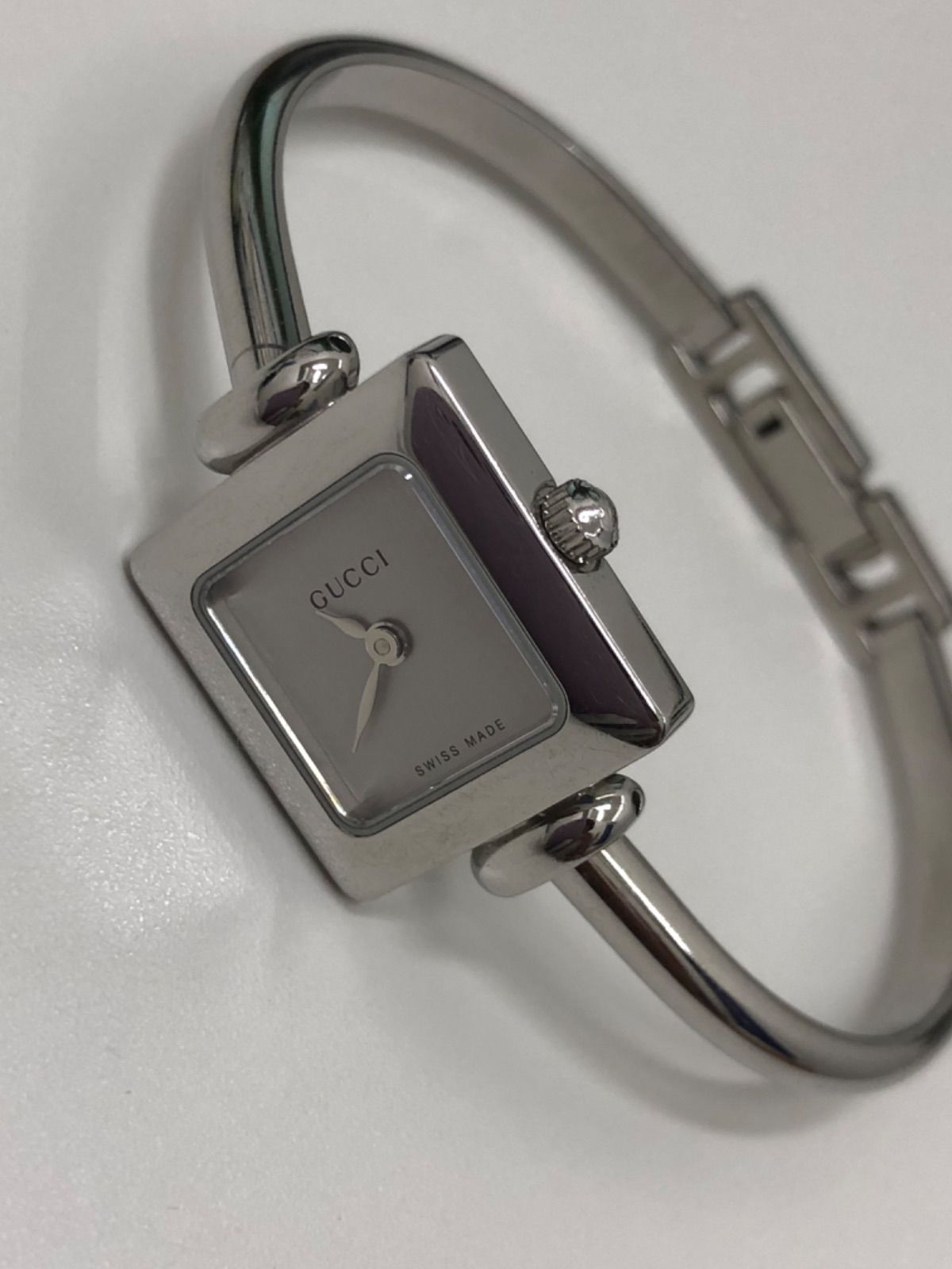 GUCCI 1900 L レディース腕時計　シルバーグッチバングルウォッチ　箱付 GUCCI グッチ 1900 クオーツ 腕時計 ブランド レディース