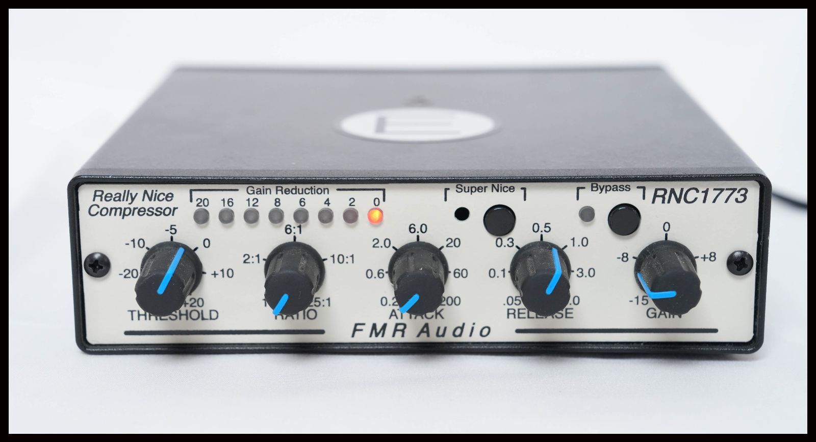 1218* FMR AUDIO RNC1773E コンプレッサー Amazon.co.jp: FMR AUDIO エフエムアールオーディオ