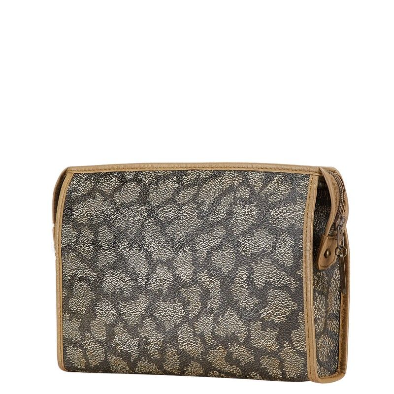 美品 JIMMY CHOO レザー クラッチバッグ スタッズ フラップ 黒 セール 29%OFF】ジミー チュー JIMMY CHOO ジミーチュウ