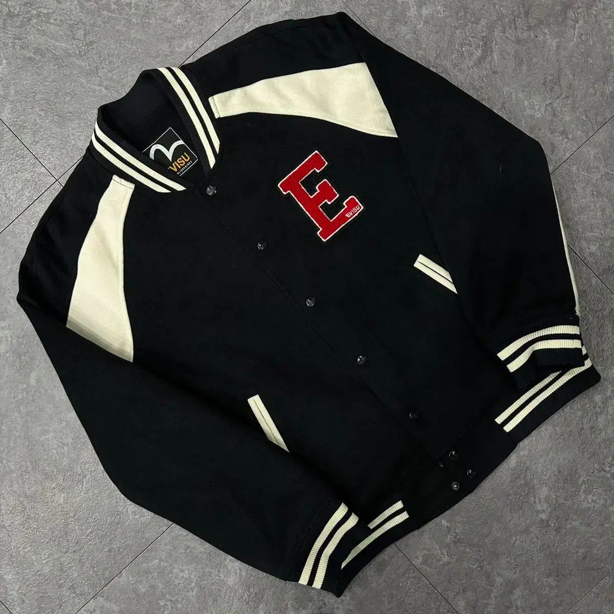 【雷市場（ポンジャン）商品韓国直送】EVISU(エヴィス) スモールロゴ バイカラー スタジャン