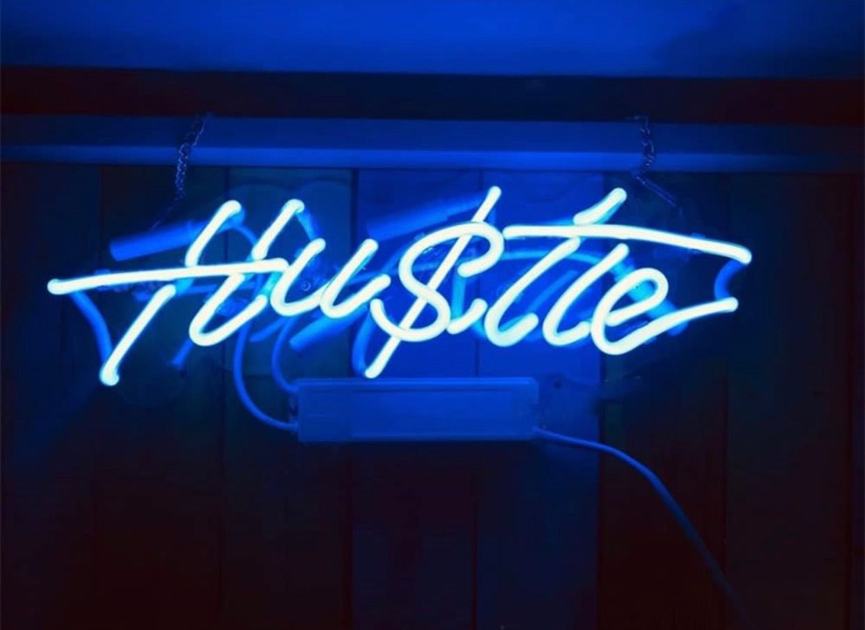 オリジナル　ブルー　LED ネオン管　Hustle 看板 壁掛け インテリア オリジナル ブルー LED ネオン管 Hustle 看板 壁掛け インテリア