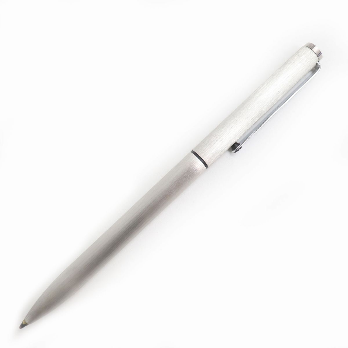 MontBlanc モンブラン 2色ボールペン ツイスト式 Sライン シルバー MontBlanc モンブラン 2色ボールペン ツイスト式 Sライン シルバー