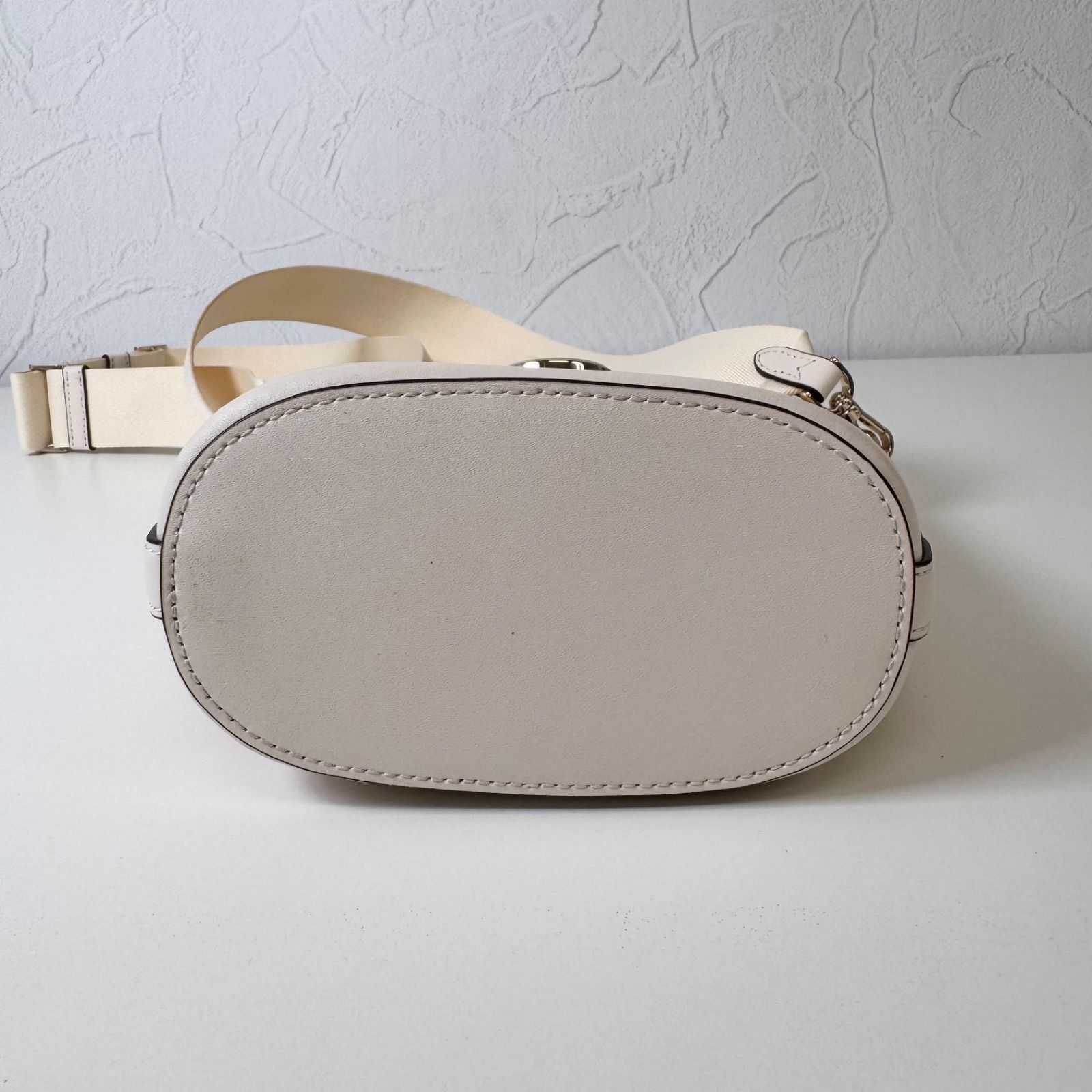 美品✨ケイトスペード カゴバッグ ショルダーバッグ ターンロック ✨Bランク kate spade ケイトスペード カゴバッグ ミニ