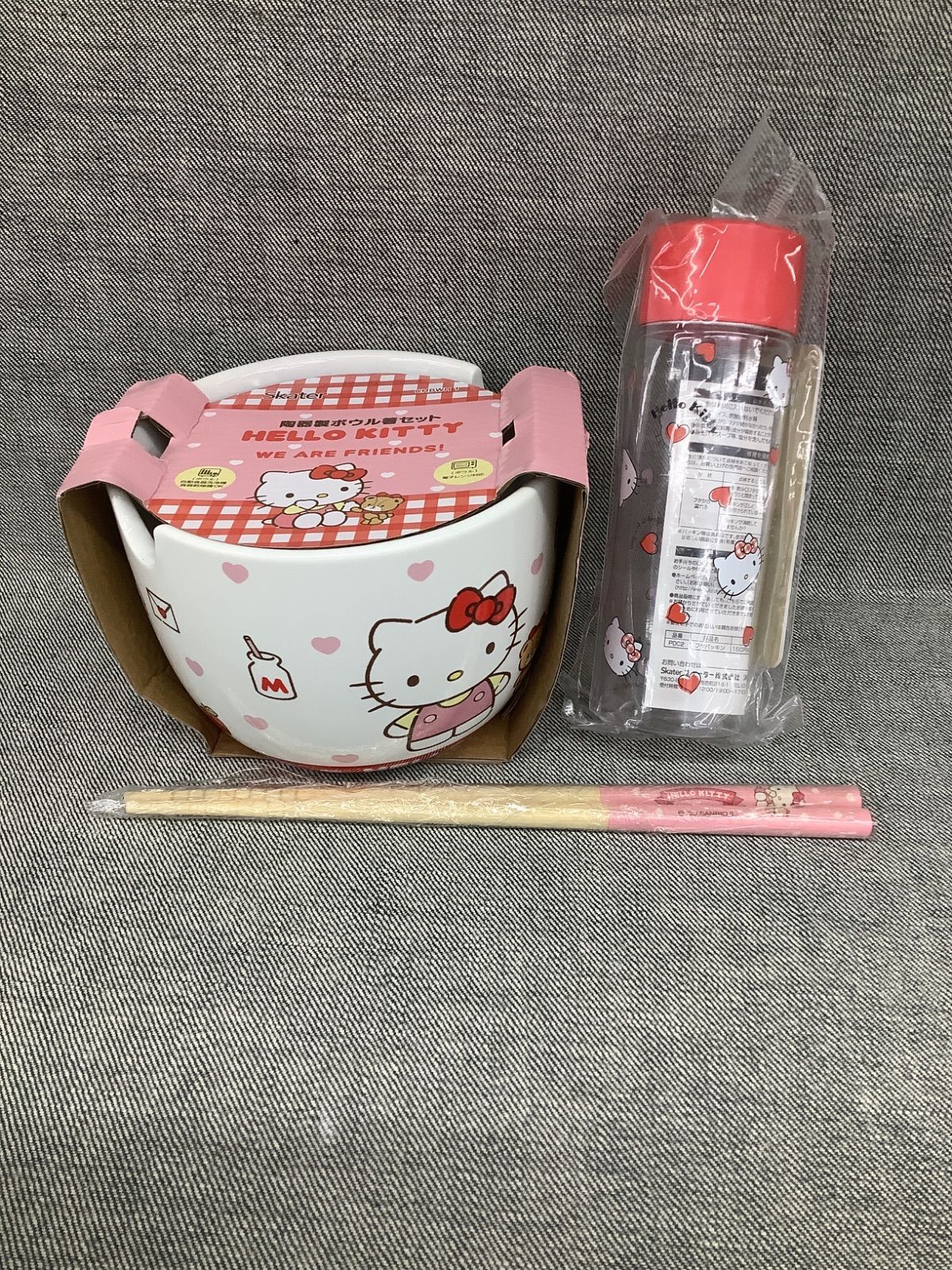 AL YG25090209 Skater サンリオ ハローキティ 陶器製ボウル & 箸