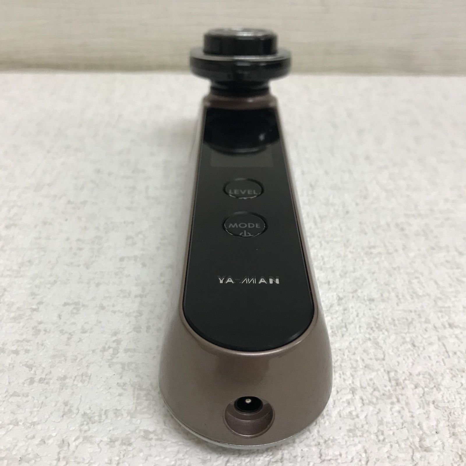 【12/26 AMまで】Dyson HD08 ヘアドライヤー　純正スタンド付き Amazon.co.jp: Dyson Supersonic HD08 HD15 HD16 ドライヤー 対応