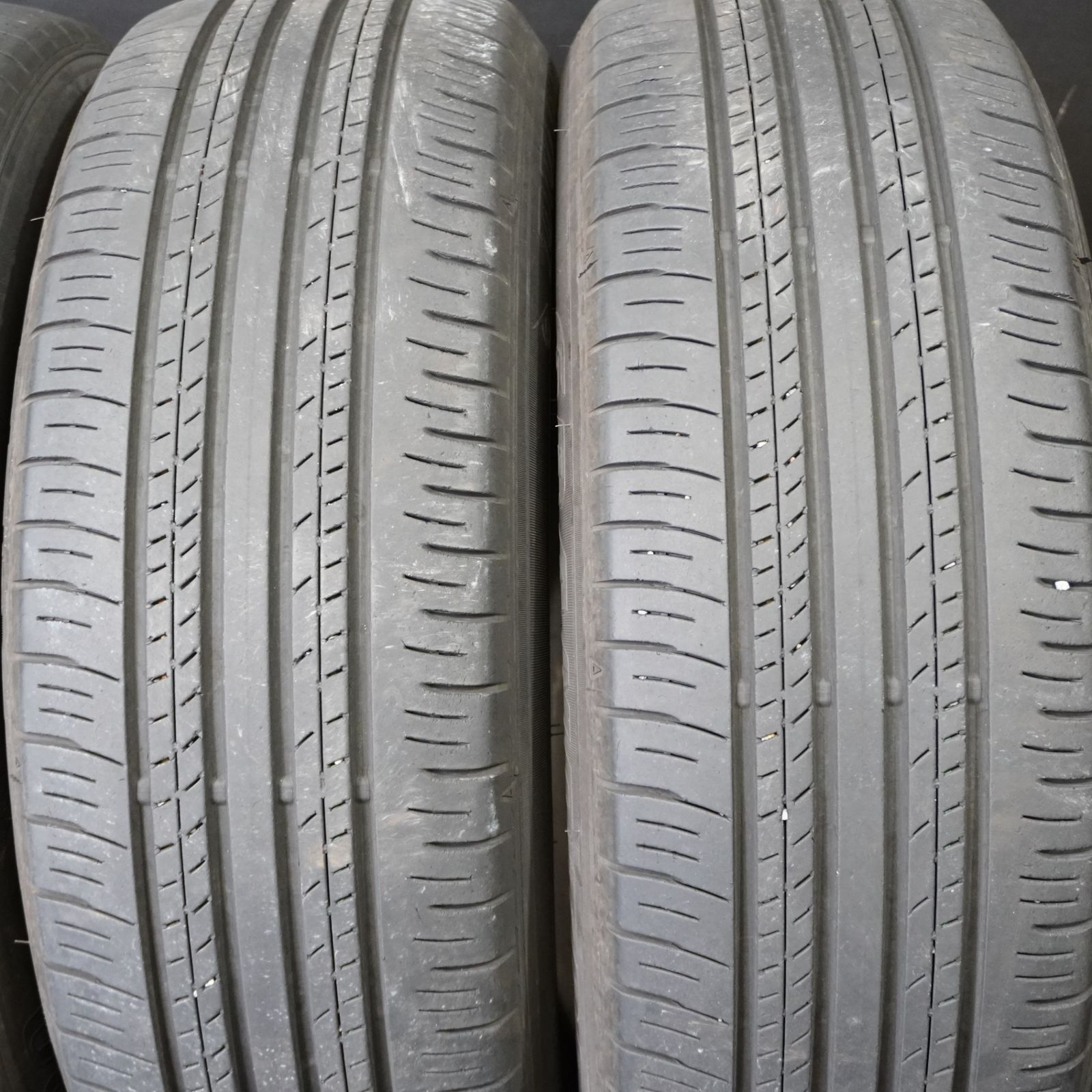 【全品送料無料】 売切 溝あり ダンロップ グラントレック PT30 225 60R18 4本 ハリアー RAV4 エクストレイル等 驚きの価格が実現!