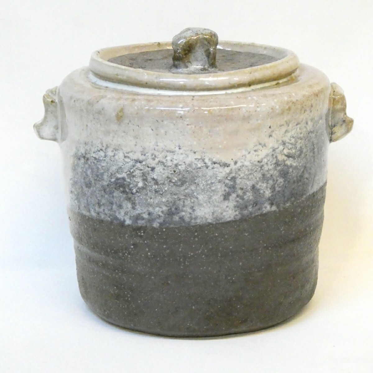 牛*松様 十二代　坂倉新兵衛　水指　萩灰被水指　共箱 牛*松様 十二代 坂倉新兵衛 水指 萩灰被水指