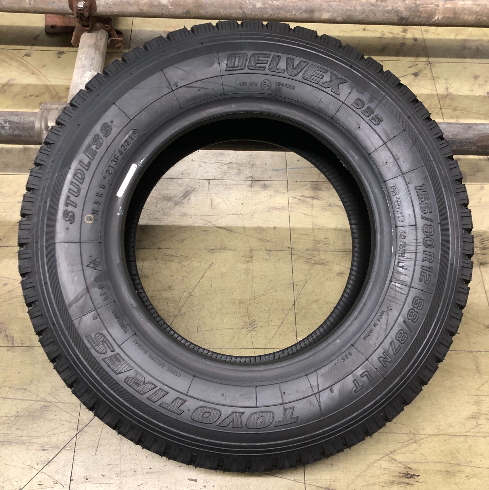 2019年製 新品 激安 バルブ付き 185/55R15 4本総額24，504円 ダンロップ(DUNLOP) SP SPORT LM704 サマータイヤ お買い得，お得 中古 深溝 2019年製 □ ブリヂストン ブリザック VRX2