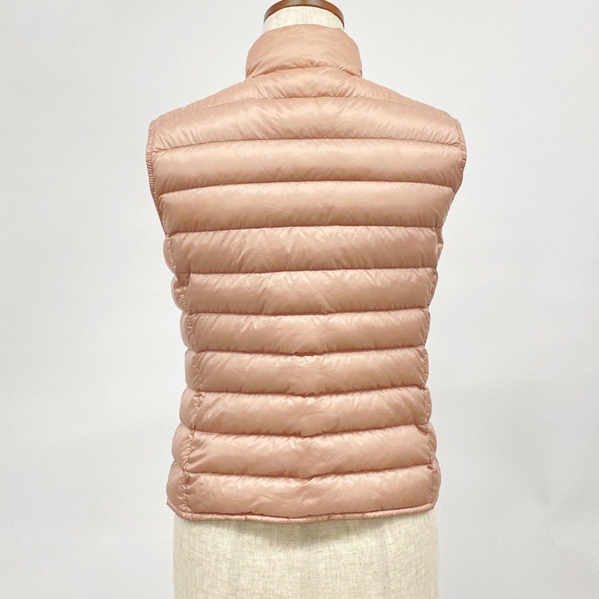 5apm0016 モンクレール ダウンベスト 表記サイズ00 ピンク ナイロン ダウン フェザー G10931A10200 53048 レディース