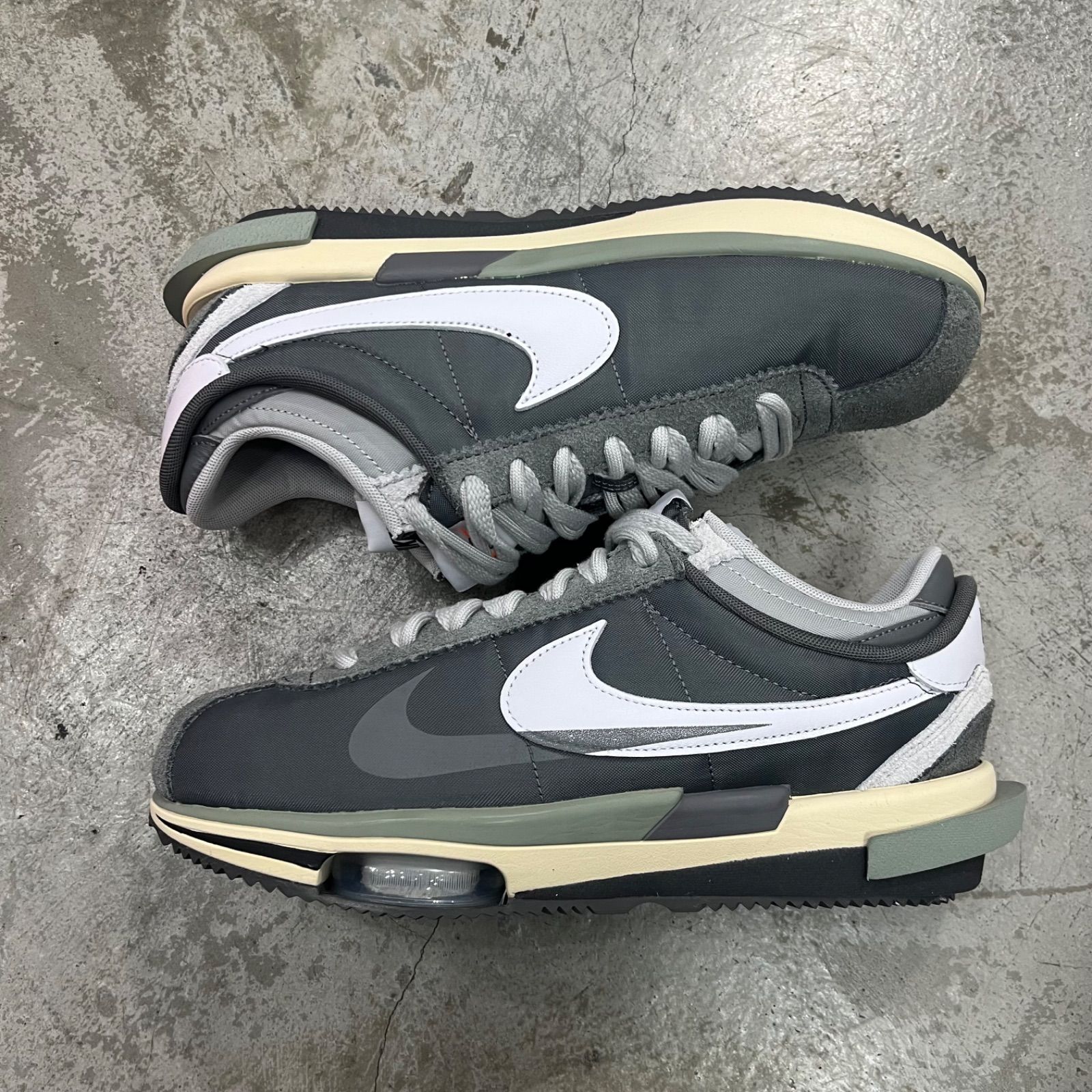 sacai sacai x Nike ズームコルテッツ グレー 27.5cm x Nike sacai sacai x Nike ズームコルテッツ グレー 27.5cm x Nike