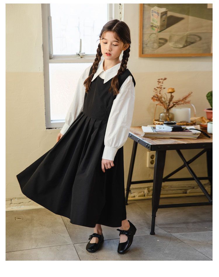 ストラップワンピース 女の子