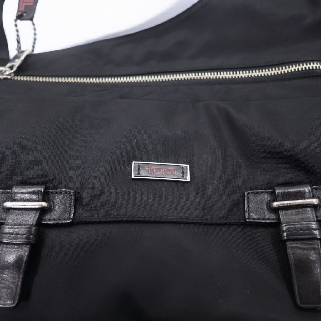TUMI スマトラ クロスボディバッグ ブラック TUMI スマトラ Sumatra クロスボディーバッグ ショルダーバッグ