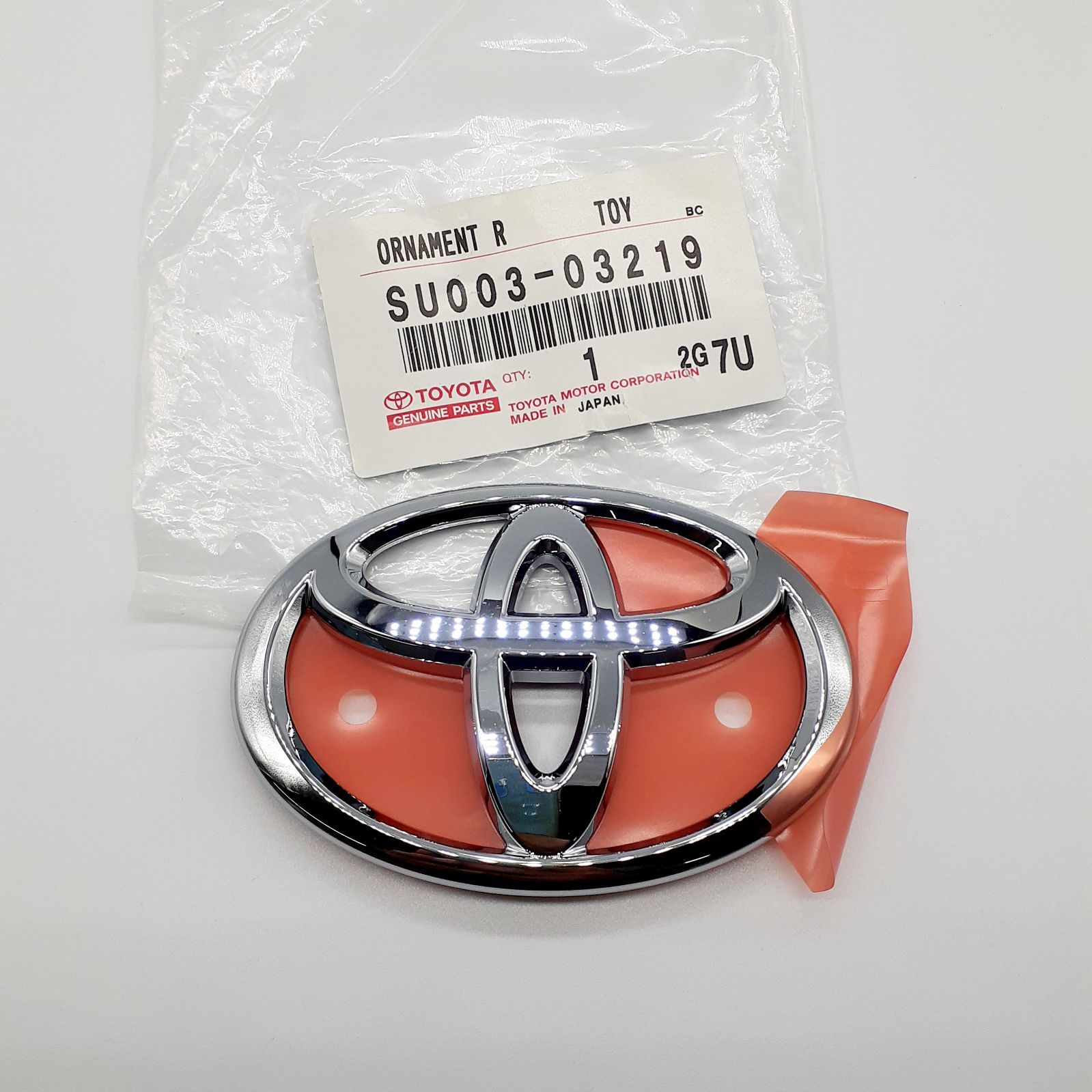 未使用！ トヨタ 86 ZN6 トヨタ純正 ラジエータグリルエンブレム