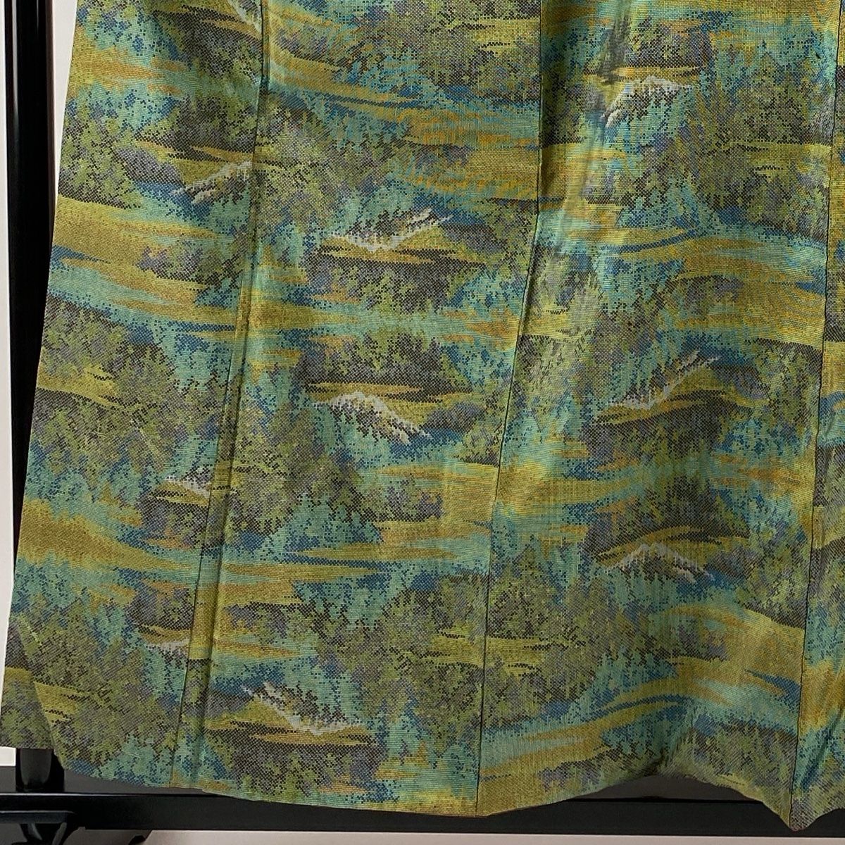 紬 身丈158cm 裄丈63.5cm S 袷 山 霞 緑 正絹 秀品 【中古