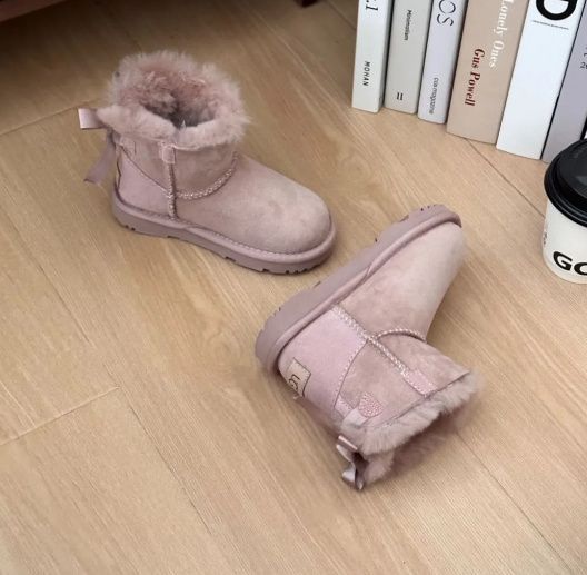 UGG アグ ベビー・キッズ ブーツ キッズ（15.0～21.0cm） ミニ