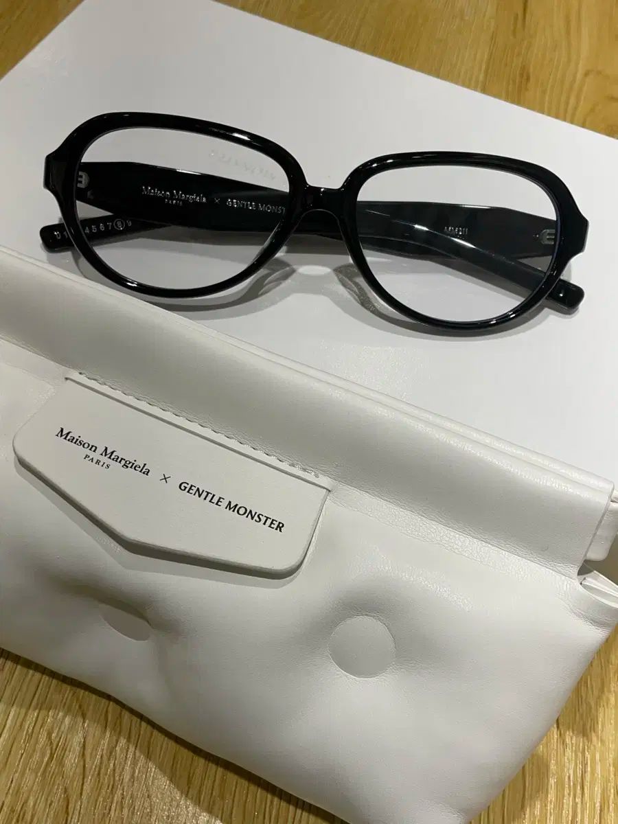 メゾン Maison Margiela メゾンマルジェラ ジェントル モンスター MM211