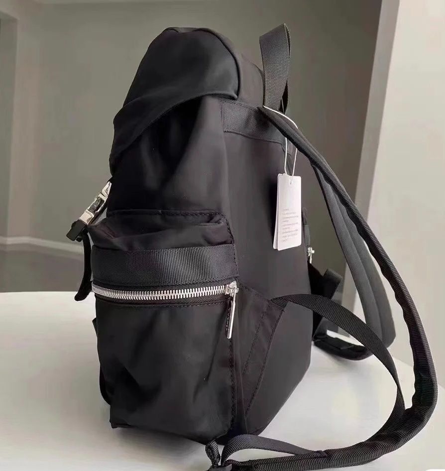 lululemon/ルルレモン Wunderlust Backpack 14Lリュック ブラック