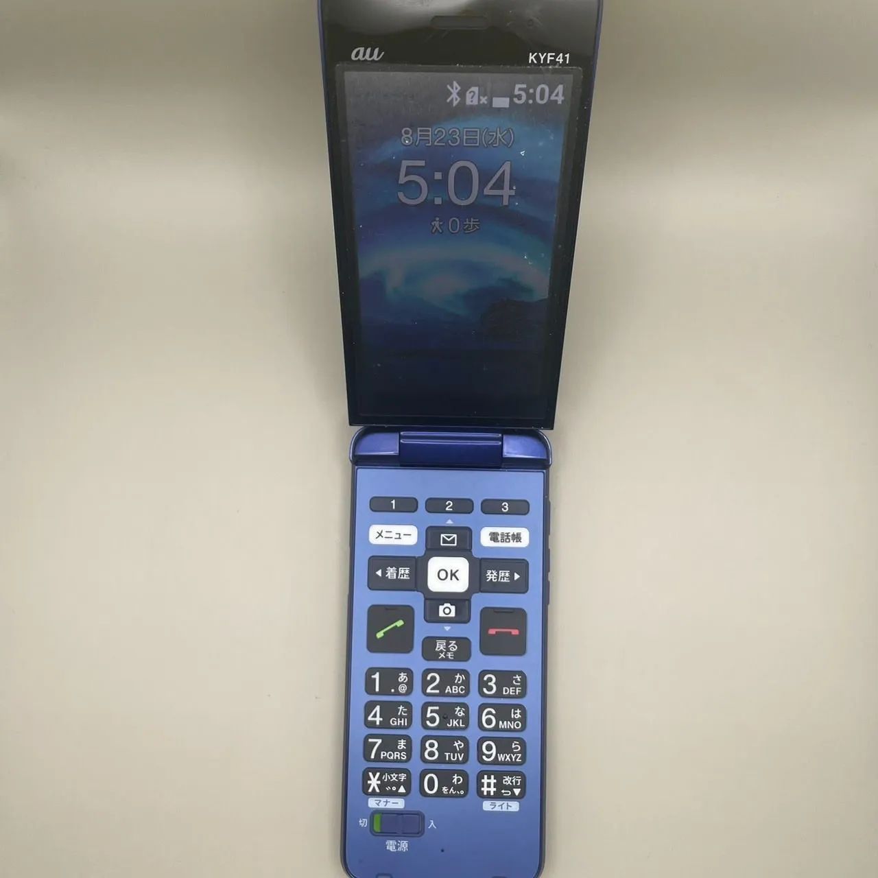 かんたんケータイ KYF41 ハッピーさん専用au 近かっ