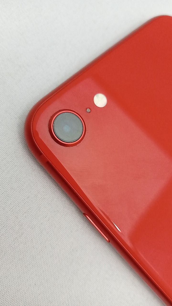 動作確認済！ iPhoneSE（第2世代） A2296 64GB 本体 レッド SIMフリー