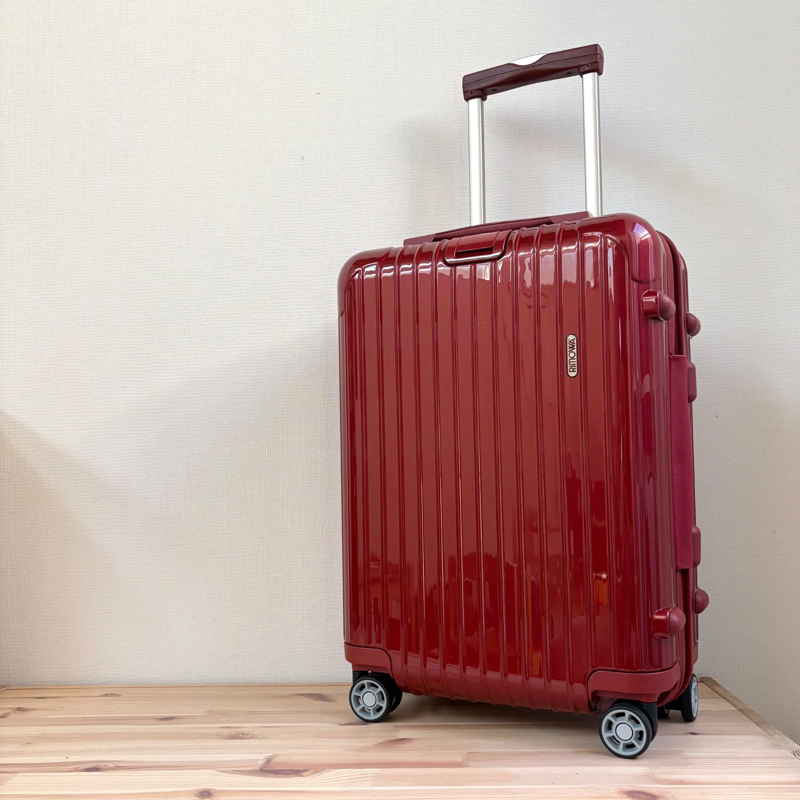 級 美 RIMOWA SALSA DELUXE 30L リモワ サルサ 機内サイズ 4輪 キャリーケース