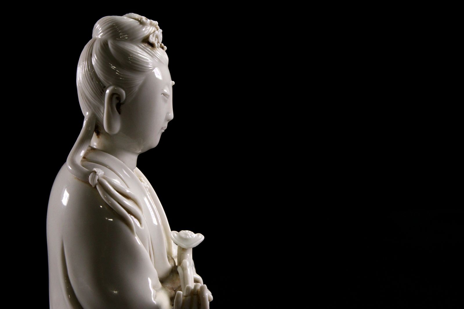 何朝宗製 德化窯 白磁観音像 21 cm 唐物 骨董 古美術 楾 G238.1-QP2